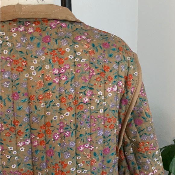 Vintage Quilted Jacket with ditsy print - Picture 5 of 6